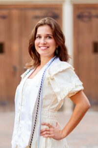 Girls Graduation Pictures at the University of Richmond