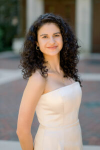 Graduation_Photos_Sophia_Rechkemer-20 Graduation photographer at the University of Richmond